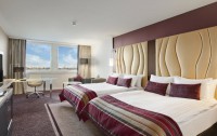   Hilton Vienna Danube Waterfront 4*  41