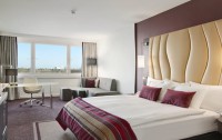   Hilton Vienna Danube Waterfront 4*  39