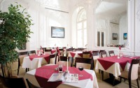   Austria Trend Hotel Schloss Wilhelminenberg 4*  13