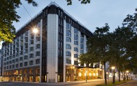 Hilton Vienna Plaza 5*  2