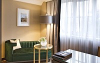   Hilton Vienna Plaza 5*  28