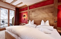   Berghof Hintertux- Crystal Spa & Sports 4*  31