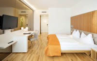   Austria Trend Eventhotel Pyramide 4*  23