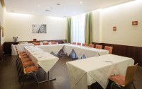   Austria Trend Eventhotel Pyramide 4*  8