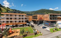   Alpenparks Hotel & Apartment Central 4*  1