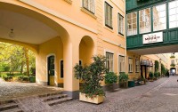   Mercure Grand Hotel Biedermeier Wien 4*  1