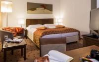   Austria Trend Hotel Rathauspark  4*  30