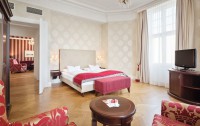   Austria Trend Parkhotel Schonbrunn 4*  10