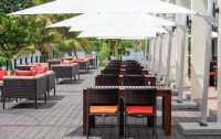   Centara Ceysands Resort & Spa 4*  49