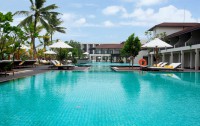   Centara Ceysands Resort & Spa 4*  23