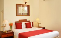   Mirissa Bay Resort 3*  8