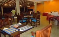   Ranmal Beach Hotel 3*  11