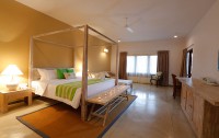   The Beach Boutique 4*  6