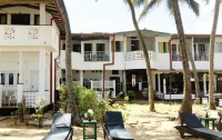 Daphanie Beach Hotel 1*  3