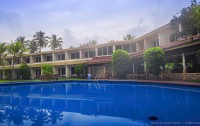   Palm Village Hotel 3*  12