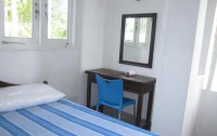   White Surfing Beach Resort 2*  7