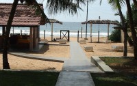   Thiranagama Beach Hotel 2*  8