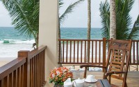   Sapphire Seas Beachfront 3*  12