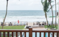   Sapphire Seas Beachfront 3*  9