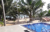 Frangipani Beach Villa 3*  2