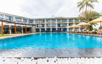   Camelot Beach Hotel 3*  1