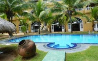   Royal Beach Resort 4*  1