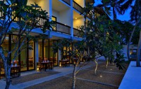   Temple Tree Resort & Spa 4*  28