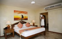   Kosgoda Beach Hotel 4*  7