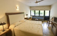   Nilaveli Beach Hotel 3*+  18