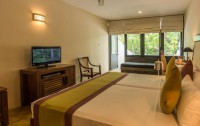   Nilaveli Beach Hotel 3*+  5