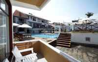   Coral Sands Hotel 4*  12