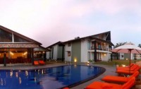   Kamili Beach Villa 4*  1