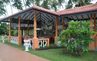   Life Ayurveda Resort 3*  11