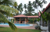   Life Ayurveda Resort 3*  8