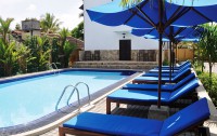   St. Lachlan Hotel & Suites 4*  7