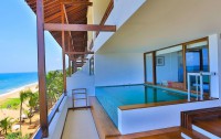   Pandanus Beach Resort & Spa 4*  6