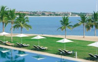   Amaya Beach 4*  52