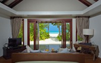 Atmosphere Kanifushi Maldives 5*  4