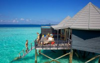   Komandoo Maldives Island Resort 4*  14