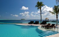 Komandoo Maldives Island Resort 4*  4