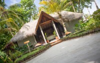   Furaveri Maldives 5*  10