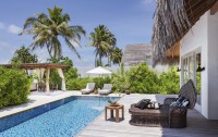   Fairmont Sirru Fen Fushi 5*  20