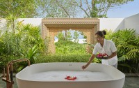   Fairmont Sirru Fen Fushi 5*  11