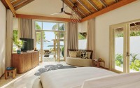   Fairmont Sirru Fen Fushi 5*  8