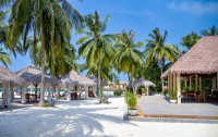   Reethi Faru Resort 5*  7