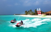   Reethi Faru Resort 5*  6