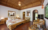 Angaga Island Resort 4*  2