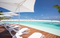   Cinnamon Velifushi Maldives 5*  15