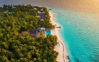   Fiyavalhu Maldives 4*  12