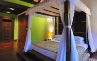 Bandos Island Resort & Spa 4*  2